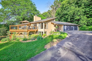 W4887 Escarpment Terrace, Sherwood, WI 54169