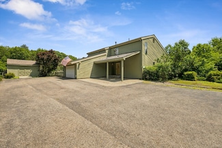 80 Tuckie Rd, Windham, CT 06280
