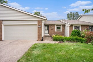 878 Creekridge Dr Unit 49, Holland, MI 49423