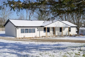 130 Amby Ln, Vinton, OH 45686