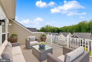 1552 Meadowlark Glen Rd, Dumfries, VA 22026