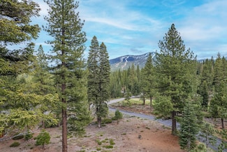 10644 Talus Ct, Truckee, CA 96161