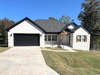 15012 Summer Oaks, Mabelvale, AR 72103