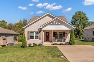 195 Julia Ann Ct, Springfield, TN 37172