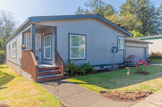 2840 NE 45th St, Lincoln City, OR 97367