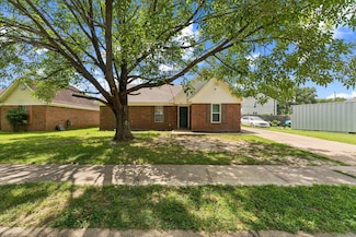 261 Gracewood St, Memphis, TN 38112