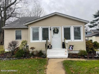 626 Clark Ave, Union Beach, NJ 07735