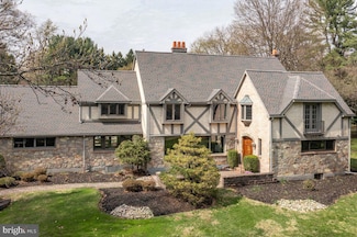 3580 North Dr, Bethlehem, PA 18015