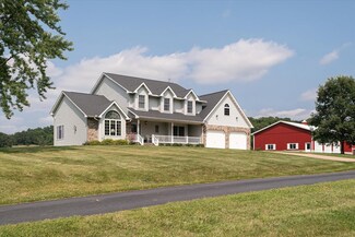20540 Stove Rd, Lynxville, WI 54626