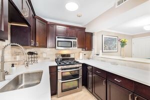 131 Fordson Ave Unit 3, Cranston, RI 02910