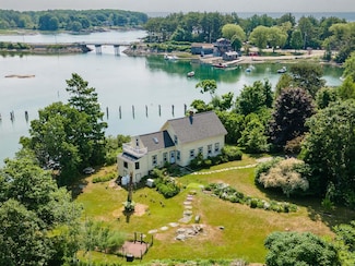 14 Garrison Point, York, ME 03909