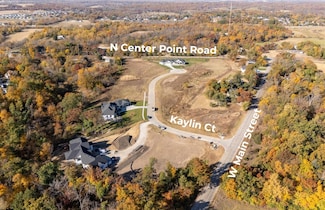 1920 Kaylin Ct, Robins, IA 52328