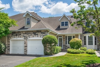 71 Schindler Ct, Parsippany, NJ 07054