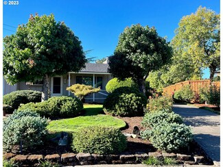 1996 Margaret St, Eugene, OR 97401