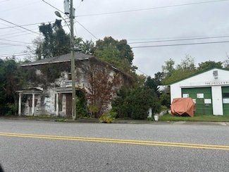 000 Main St, Goshen, VA 24439