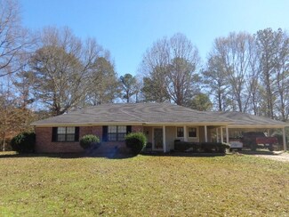 3130 Ashley Rd, Hazlehurst, MS 39083