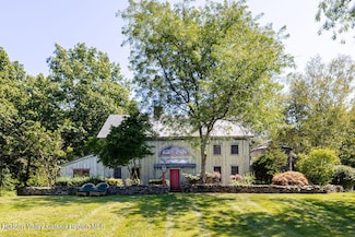 455 Post Hill Rd, Craryville, NY 12521