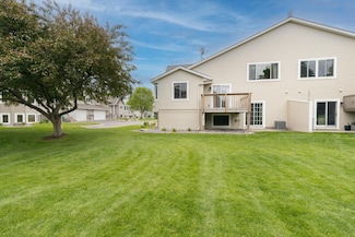 9309 Loch Lomond Ln, Brooklyn Park, MN 55443