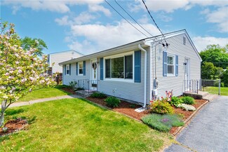 171 Bryant St, Cumberland, RI 02864