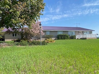 W8918 County Hwy W, Crivitz, WI 54114