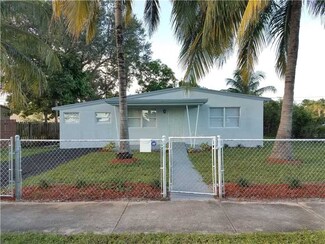 2411 SW 3rd St, Fort Lauderdale, FL 33312