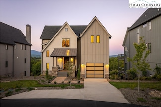 375 Calico Ct, Boone, NC 28607