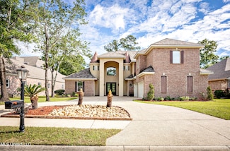 24634 Oak Island Dr, Pass Christian, MS 39571