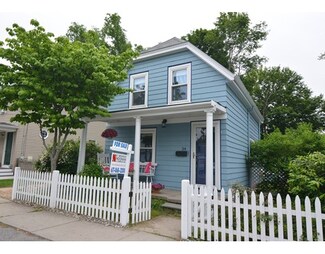 34 Clark St Unit 1, Winchester, MA 01890
