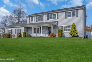 6 Kenneth Dr, Ocean, NJ 07712