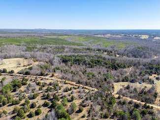 1900 Blackberry Ln, Appomattox, VA 24522