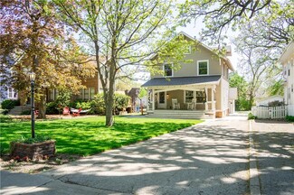 657 42nd St, Des Moines, IA 50312