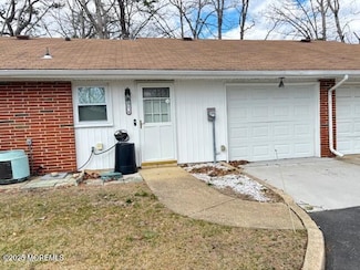 691B Plymouth Dr Unit B, Lakewood, NJ 08701