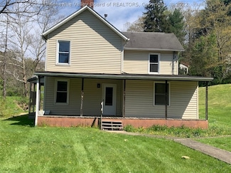 21 Bird Dog Ln, Parkersburg, WV 26104