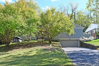 6542 Cliff Ridge Ave, Cincinnati, OH 45213