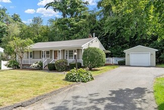 210 Hollywood St, Fitchburg, MA 01420