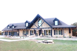 2804 Alta Vista Ct, Granbury, TX 76049