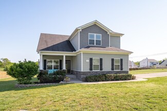 1145 Starhurst Dr, Murfreesboro, TN 37128