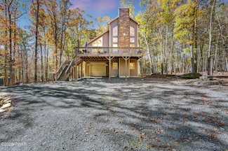 163 Heritage Dr, Lackawaxen, PA 18435