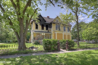 302 S Pennsylvania St, Webb City, MO 64870