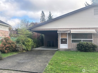 948 N Montgomery Ave, Bremerton, WA 98312