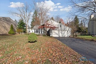 6868 Oakshade Rd, Sylvania, OH 43560