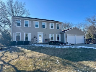 1030 Wellington Ave, Libertyville, IL 60048
