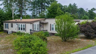 29 Pipers Way, Carver, MA 02330