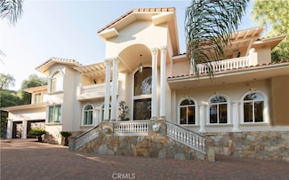 22751 Plummer St, Chatsworth, CA 91311
