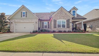 104 Meadow Lake Dr, Freeport, FL 32439