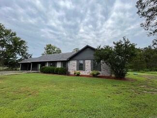 70 E Main St, Greenbrier, AR 72058
