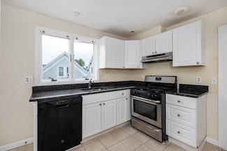 12 Kilby St Unit 2R, Somerville, MA 02143