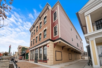 1016 S State St, Lockport, IL 60441