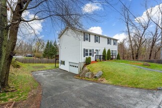 12 Elton St, Worcester, MA 01604