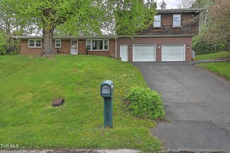 3109 Siam Rd, Elizabethton, TN 37643